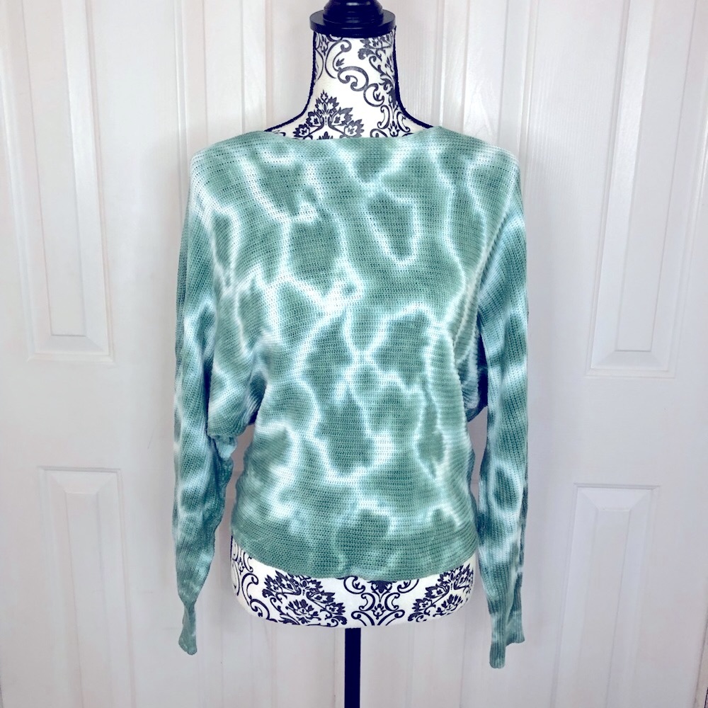 BP green and white tie dye batwing boatneck sweater